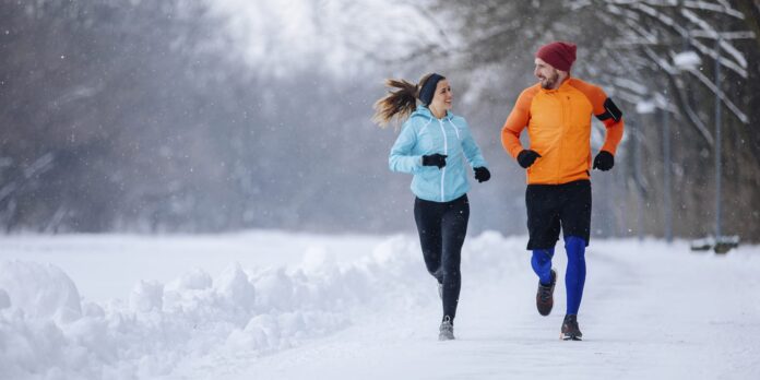 Cold Weather Exercise: 5 Reasons to Work Out in Winter