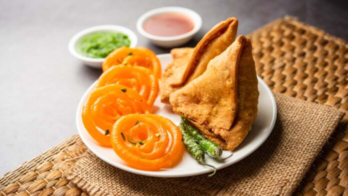How many calories do samosas and jalebis really have? Find out as India’s Health Ministry calls for ‘Oil and Sugar boards’