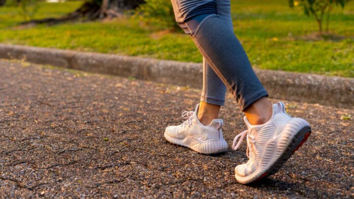 Turn your daily walks into a healthy habit with this 6-6-6 walking routine