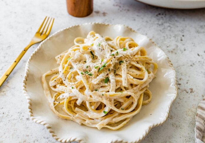 Cottage Cheese Alfredo Sauce
